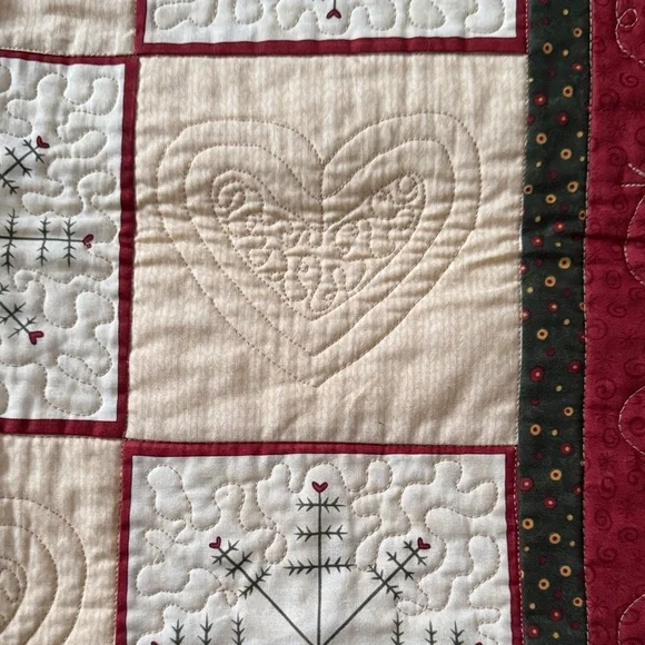 Red and Cream Quilted Wall Hanging - Picture 3 of 4